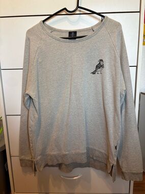 Rags Women’s Crewneck